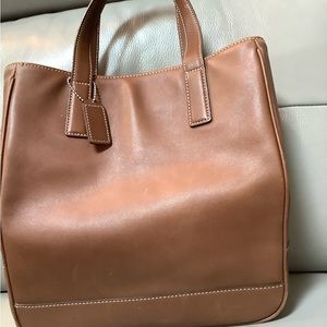 Great coach tote